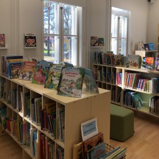 Kirjaston aukioloaikojen muutos